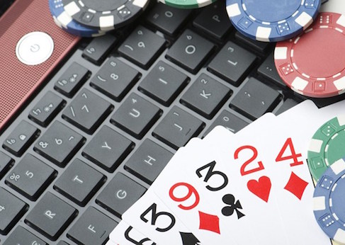 Почему азартные игроки выбирают казино и слоты онлайн?