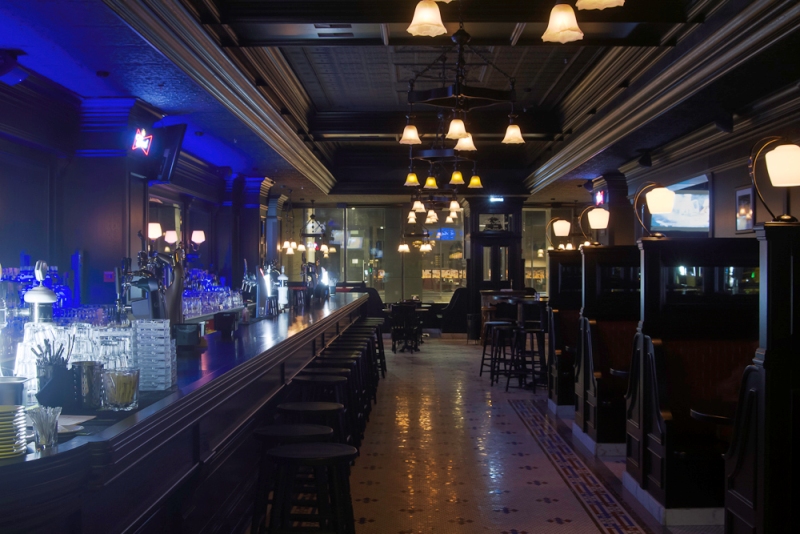  The Hudson Bar